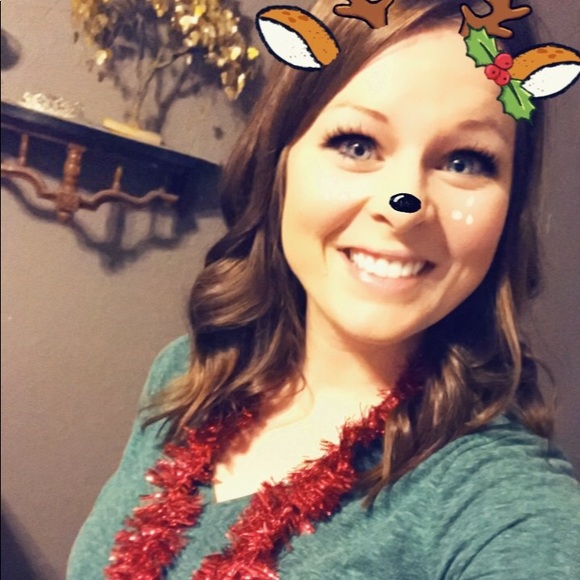 Meet your Posher, Kasey - Picture 1 of 1